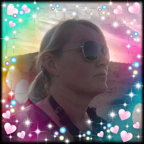 Meet your Posher, Janet - Picture 1 of 1